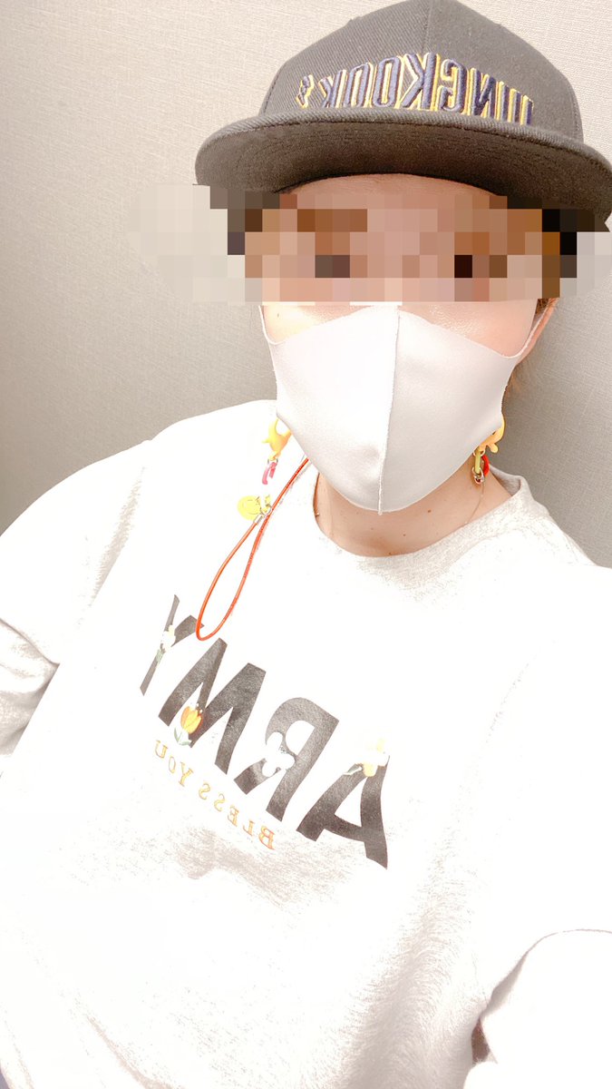 tegoyumidechu's tweet image. 今日の仕事着💜

全然お客さんにARMYいません💦

#焼肉屋店員
#ARMYと仲良くなりたい