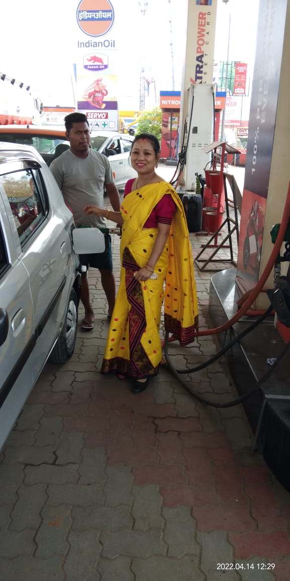 Rongali is the season of happiness and festivity and we at <a href="/IndianOilcl/">Indian Oil Corp Ltd</a> are bringing smiles to our customers by sharing a part of our good times with them. Indian oil celebrates Rongali Bihu at its retail outlets under Guwahati DO.<a href="/IOCL_Assam/">IndianOil AOD</a>
<a href="/DoGuwahati/">@IOC_Guwahati DO</a> <a href="/gramesh666/">Ramesh Ganesan</a>