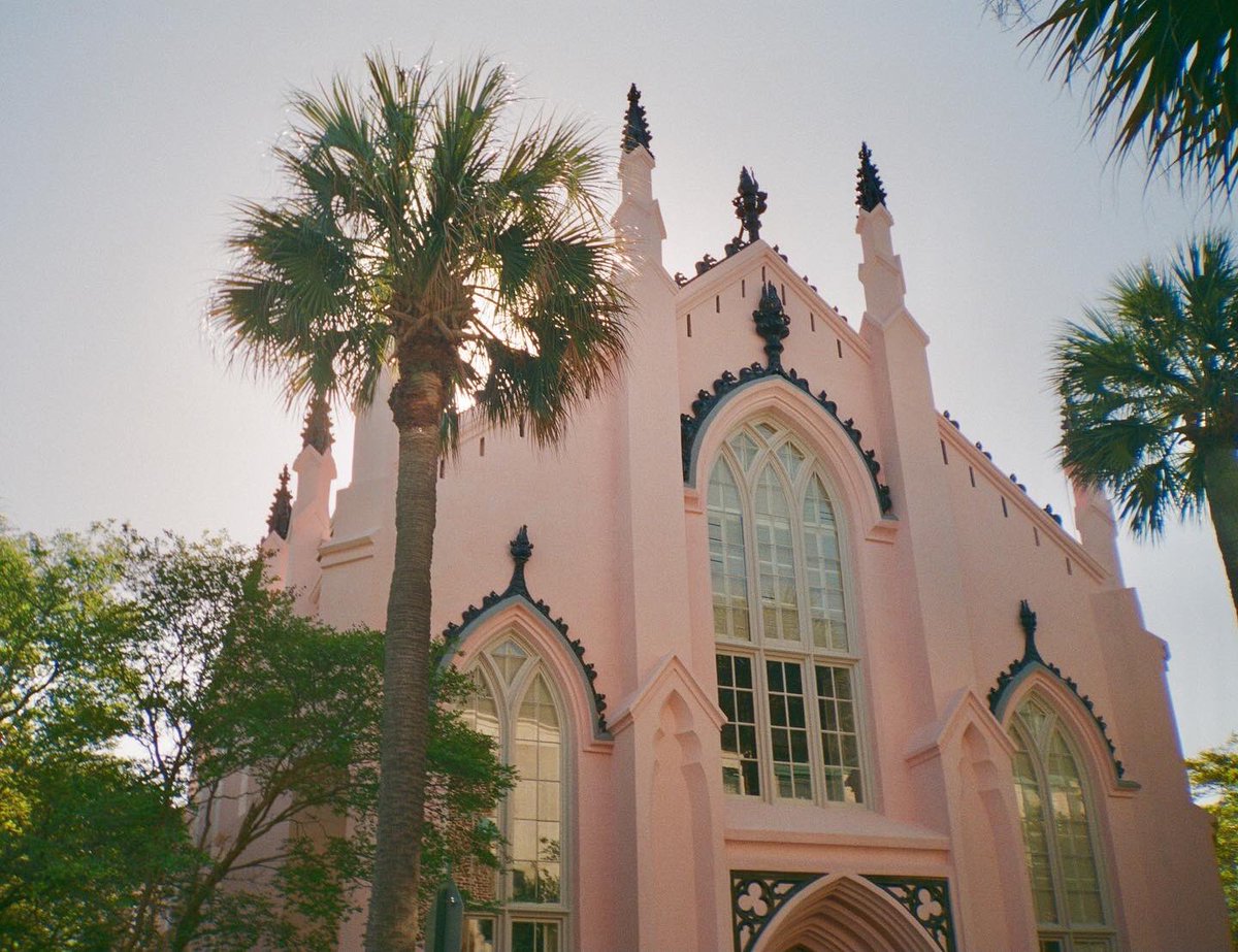 Cody_Manning's tweet photo. #kodakgold200 #pentax #pentaxk1000 #CharlestonSC #35mmfilm https://t.co/uFhY1Safpk