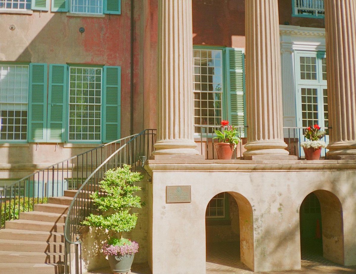 Cody_Manning's tweet photo. #kodakgold200 #pentax #pentaxk1000 #CharlestonSC #35mmfilm https://t.co/uFhY1Safpk