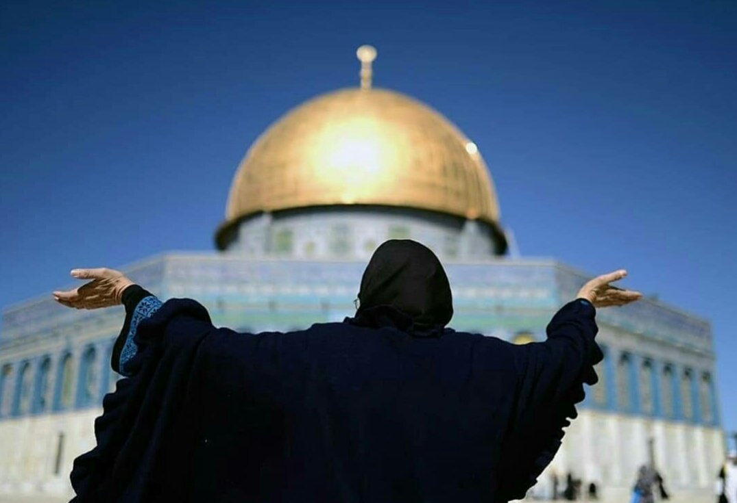 Ey Rabbimiz! Üzerimize sabır yağdır, ayaklarımızı sağlam bastır ve şu kâfir kavme karşı bize yardım et.

| Bakara / 250

#GözümüzKulağımızAksada
#AlAqsaUnderAttack