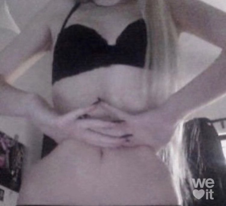 TIPSYCALORIES's tweet photo. a thread on how I lost 10kgs (22lbs) in 2 months!

🏷
edtwt thinspo fatspo meanspo sweetspo ricecaketwt https://t.co/JhP2q0xOEo