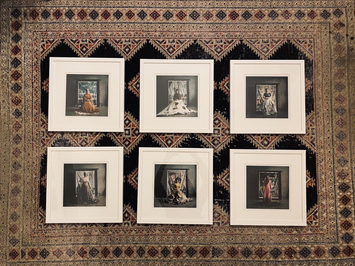 bet_orten's tweet photo. Finally all Queens of Ukraine got their framed prints & prints to share with their families & also money from the sales.
They decided to donate all the money to support the soldiers in Ukraine…
🇺🇦🤍🇺🇦
#queensofukraine #nftcharity https://t.co/zxpidw2ltw