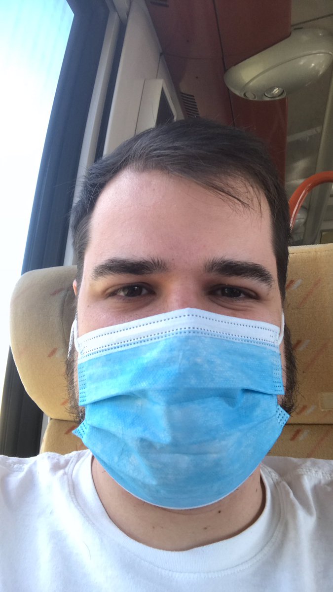 Puisque tout le monde le fait, je poste aussi ma photo, en route vers la #GA2022 ! Hâte de retrouver les joueurs !