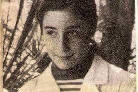 aclarrabure's tweet photo. Hoy, Paula Lambruschini cumpliría 59 años si es q los padres del Ministro del Interior Wado de Pedro no la hubieran asesinado, en su homenaje y recuerdo visibilicemos sus https://t.co/5cLiOt5tGH