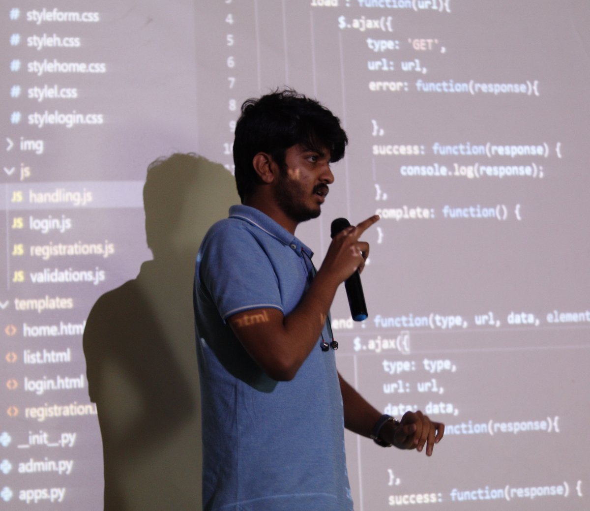 mumbaihackathon's tweet photo. On the 2nd day of Mumbai #hackathon 2022, each team stepped up on stage to showcase their brainchild!

We saw some interesting #opensource projects this year!

#developers @FOSSUnited @dbit_mumbai @frappetech https://t.co/E8TdKQr4Lh