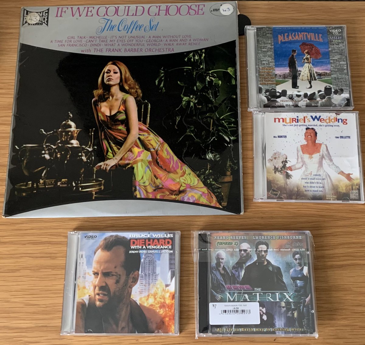 andyAVAVsystems's tweet photo. A lovely #BootyBonus of THE Finest Tat has arrived from @VinylCarBooty 
There seems to be a supply of VCDs up that way. Money Country, obviously :-)
Look at the lovely Granada Label.
A Signed Val too. First time I’ve been given VD https://t.co/rlVHuuiNUN