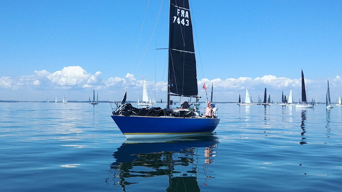 Philippe Eliès (@baiedemorlaix) on Twitter photo Un petit peu de Half avant l'Imoca pour Nicolas Lunven <a href="/nicolunven/">Nico Lunven</a> <a href="/ImocaGS/">IMOCAGlobeSeries</a> <a href="/VoileBanquePop/">Voile Banque Populaire</a> <a href="/spiOF/">Spi Ouest-France - Banque Populaire Grand Ouest</a> Un petit peu de Half avant l'Imoca pour Nicolas Lunven <a href="/nicolunven/">Nico Lunven</a> <a href="/ImocaGS/">IMOCAGlobeSeries</a> <a href="/VoileBanquePop/">Voile Banque Populaire</a> <a href="/spiOF/">Spi Ouest-France - Banque Populaire Grand Ouest</a>
