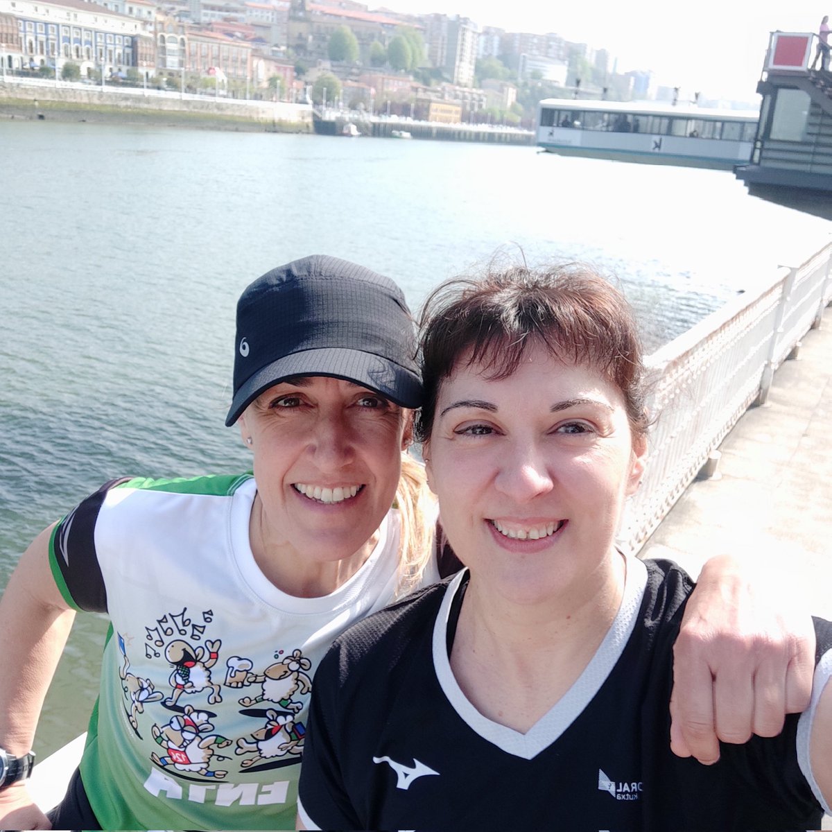 gorintxo's tweet photo. Próxima parada @maratondemadrid 
#tractorismorunner #ceraaaa🔥🔥🔥
https://t.co/peTqsyuuKv https://t.co/NFCSOsRXnm