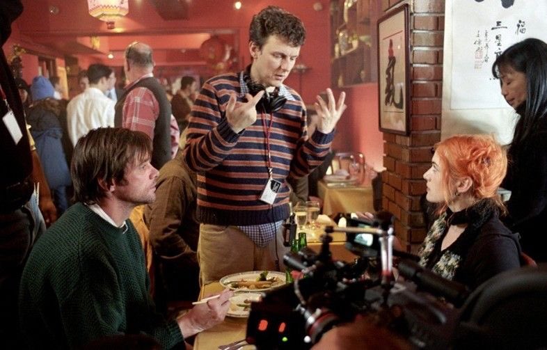 Jopolkadot's tweet photo. Behind the scenes of Eternal Sunshine of the Spotless Mind https://t.co/1UXx8X1O5N