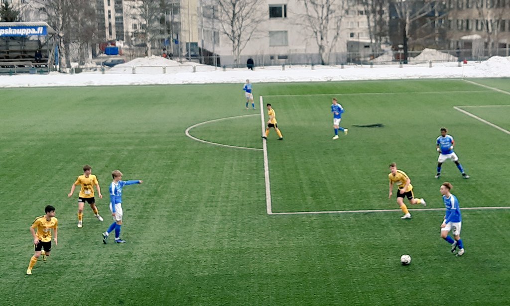 Palloseurablogi's tweet photo. #RoPS-#KajHa HT 4-0. Maalit: Savolainen x 2 & Kiljunen x 2! Kotijoukkue iskenyt maaleja paikoistaan hyvällä prosentilla. RoPS:n aktiivinen peli on yllättänyt aneemisesti puolustavat kajaanilaiset. Taukotilanteessa ei Lapin lisää. 💙 #siniselläsydämellä #harjoitusottelu https://t.co/m0Jgmg5X1f