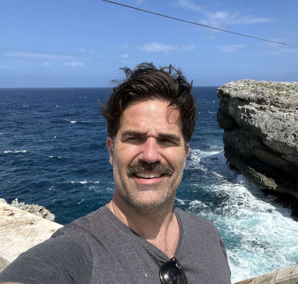 rob delaney tweet media