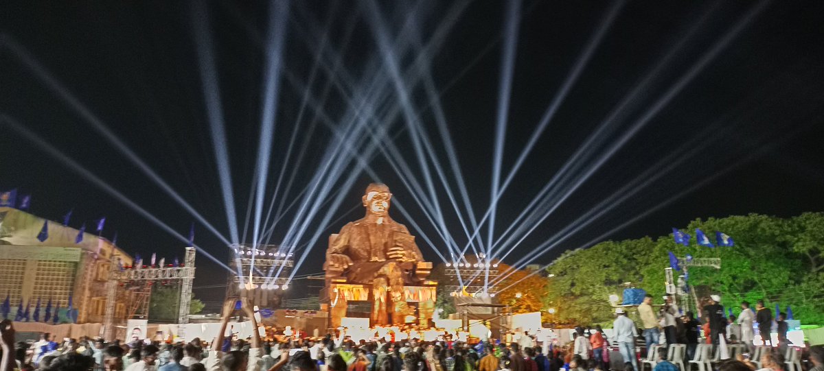 लातूर येथे आयोजित भीम जयंती मध्ये विविध उपक्रम आयोजित करण्यात आले होते, अपेक्षा आहे प्रत्येक वर्षी याच पद्धतीने भीम जयंती साजरी केली जाईल.#bhimjayanti #AmbedkarJayanti2022 #AmbedkarJayanti #BabasahebAmbedkar #latur
#BabasahebAmbedkar #BabaSahebAmbedkarjayanti #Babasaheb