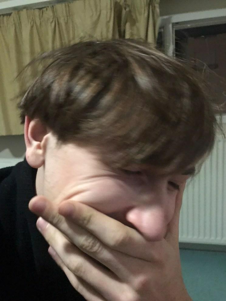 19 (@joulodelfuego) on Twitter photo 