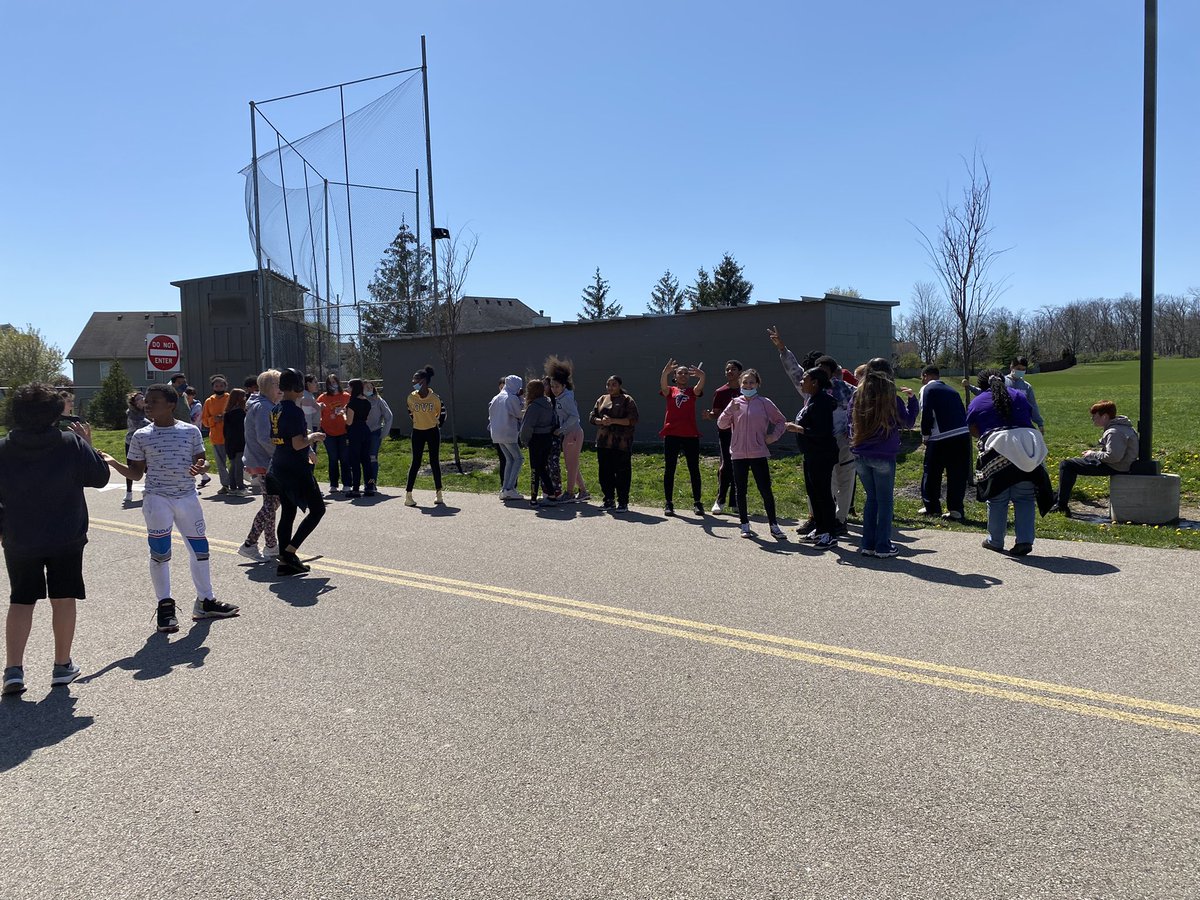 Team 7-2 tweet media