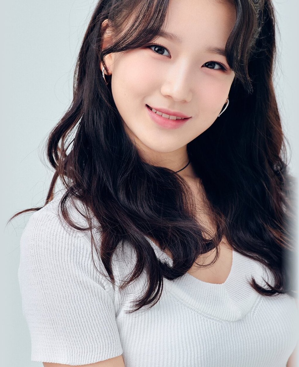 KimSuhyeBrasil's tweet photo. [🗞️] VEIO AÍ!! A suhye virou trainee da empresa 143 Entertainment!! A empresa planeja debuta um novo Girl group até o final desse ano. nesse grupo contém ex-participantes do reality girls planet 999.

#등교전망설임 #방과후설렘 #KIMSUHYE #김수혜 #MyTeenageGirl https://t.co/MoLMCURZ5d