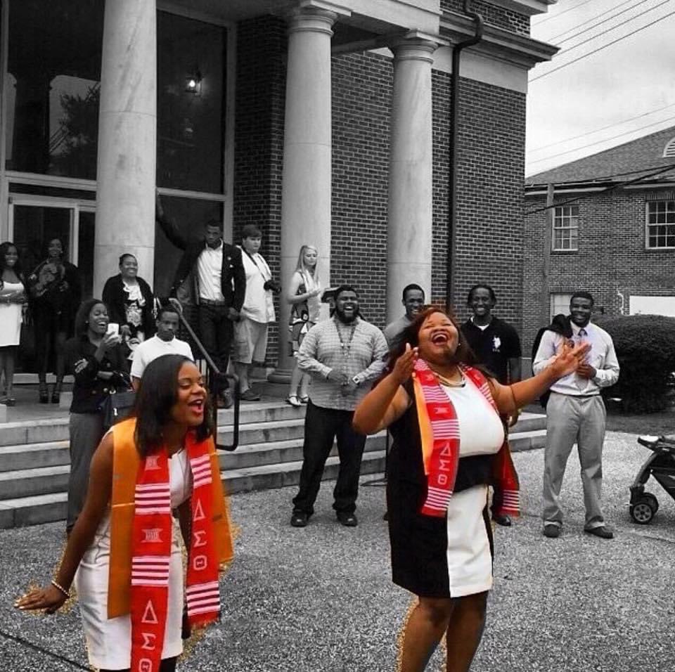 sbaker_17's tweet image. Celebrating my 10th Deltaversary! ❤️ #spring12