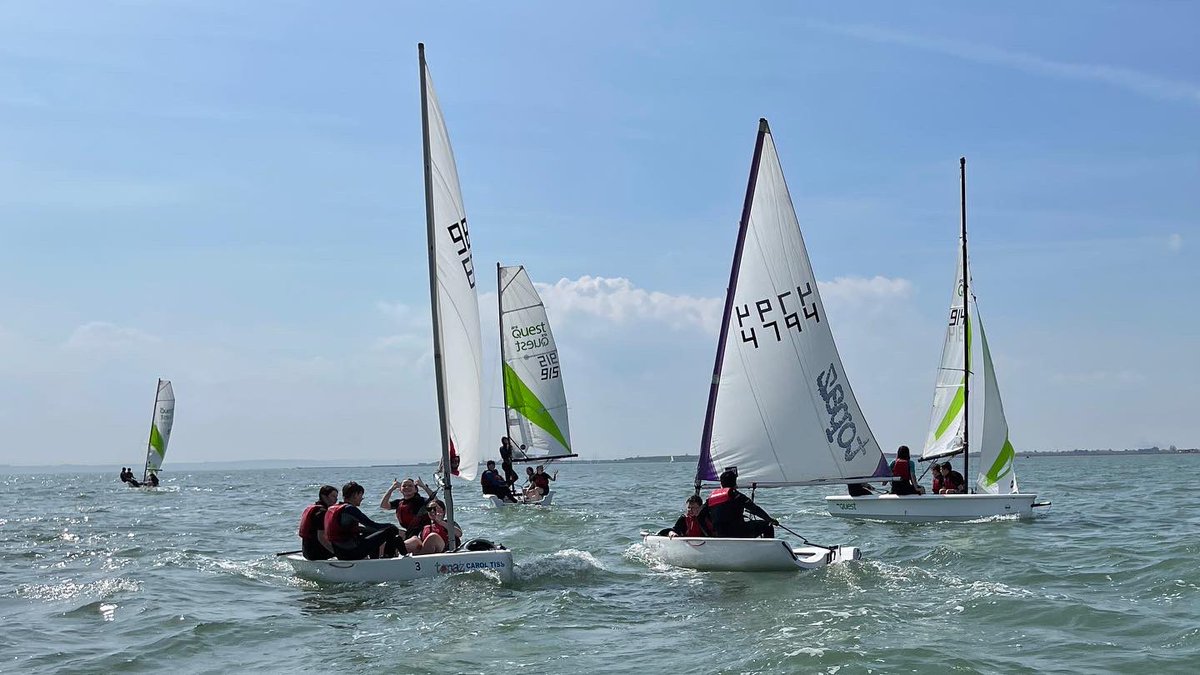 3rdChalkwellBay's tweet photo. Kicking off the sailing season this weekend, with a great open boating session at The Den. 39 #SeaScouts, #Explorers and #RYAInstructors afloat having fun and learning new #SkillsforLife with the #Scouts. https://t.co/EM5IFk6fCv