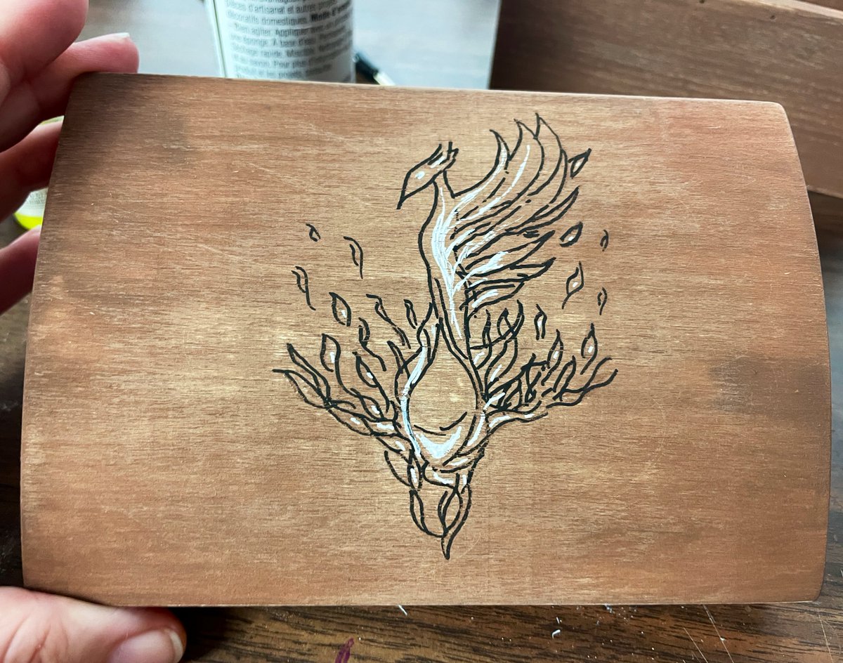 Nerfblat's tweet photo. New #dicevault design. Who wants a #Phoenix inspired dice box? Stage 1 of the project and the box is now base coated and the Phoenix sketched in.
This is gonna be fun. Thinking of giving the box a bit of a scorched aesthetic.
#rpgaccessories #dicegoblin #makeitpretty https://t.co/lBidGcW6FV