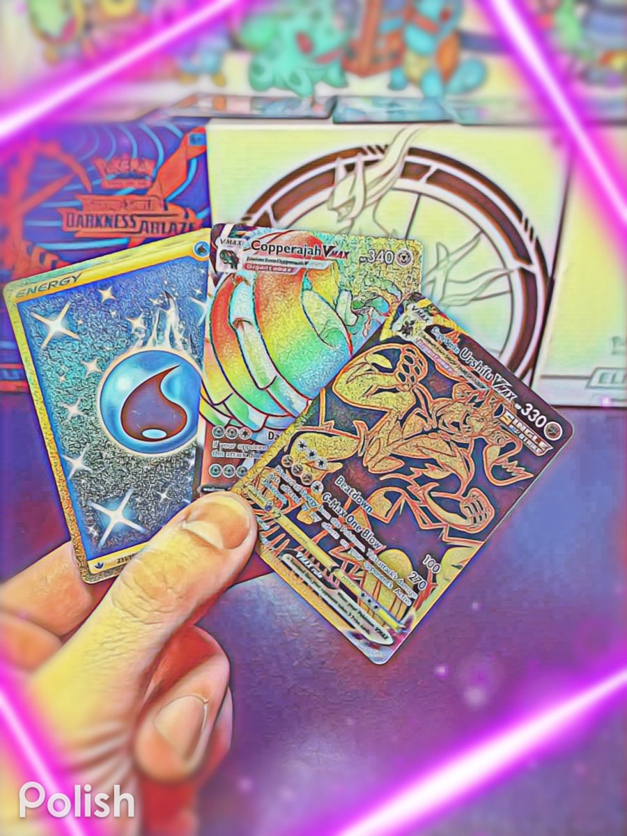 ReevoCollects's tweet photo. Found gold at the end of the rainbow 🌈
.
.
.
#pokemon #pokemoncard #pokemoncards #pokemoncommunity #PokemonTCG #pokemonfamily #pokemoncollector #pokemoncollection #tcgpokemon #tcgcollector #tcgcollection #gold #rainbow #secretrare #nerd #nerdalert #goldcard #rainbowcard #hobby https://t.co/AqQ8nKFnrc