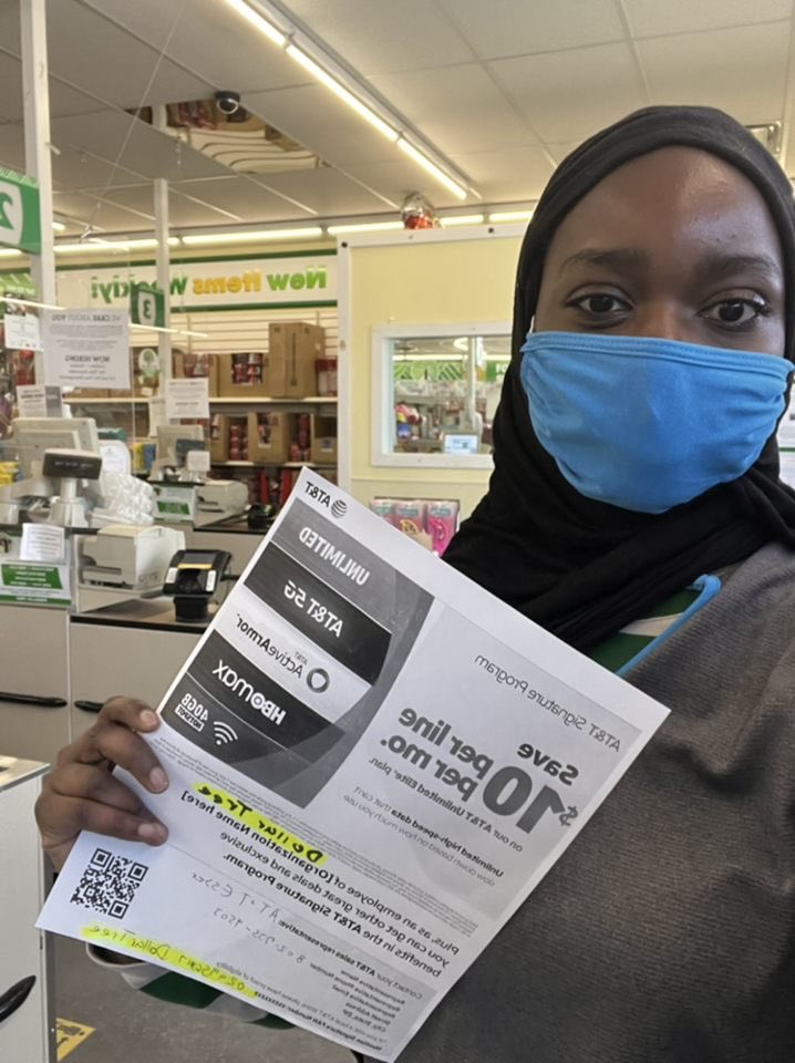 Farhiya making sure Dollar general knows about their savings! <a href="/swat_east/">EastRegionSWAT #SWATsUP</a> <a href="/NDixon121212/">Nicole Dixon</a> <a href="/TheRealOurNE/">#OurNE</a> <a href="/LillardDerick/">Derick Lillard</a> <a href="/keroninc/">Keron Incarnato</a> <a href="/ncookson01/">Nick</a> #SWATsUP
