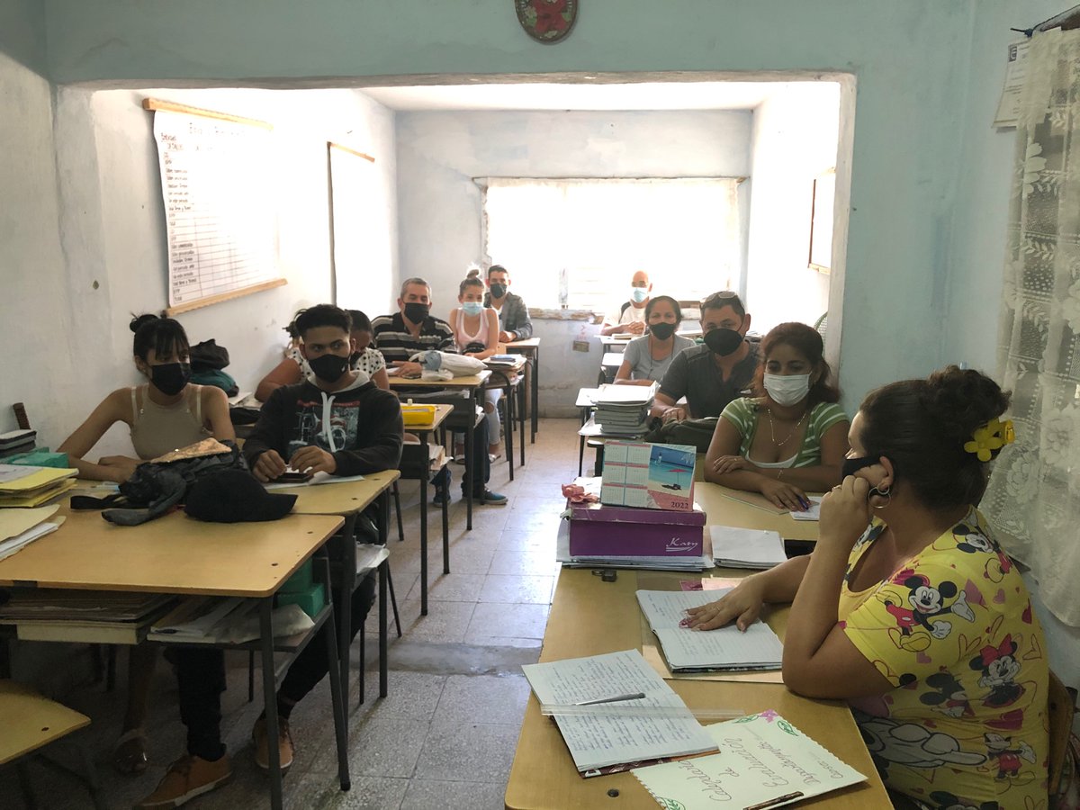 Ayer en el IPE Economía se realizó la Reunión por Departamento   #FidelPorSiempre 
<a href="/CubaMined/">MINED</a>
<a href="/DME_Florida/">Dirección General de Educación Florida</a>
<a href="/CamagueyDPE/">DPE Camagüey</a>