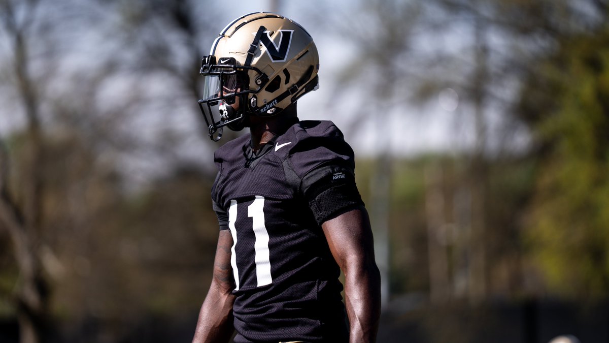 VandyFootball's tweet photo. Tomorrow ...

#AnchorDown https://t.co/GVOSMgQdzH