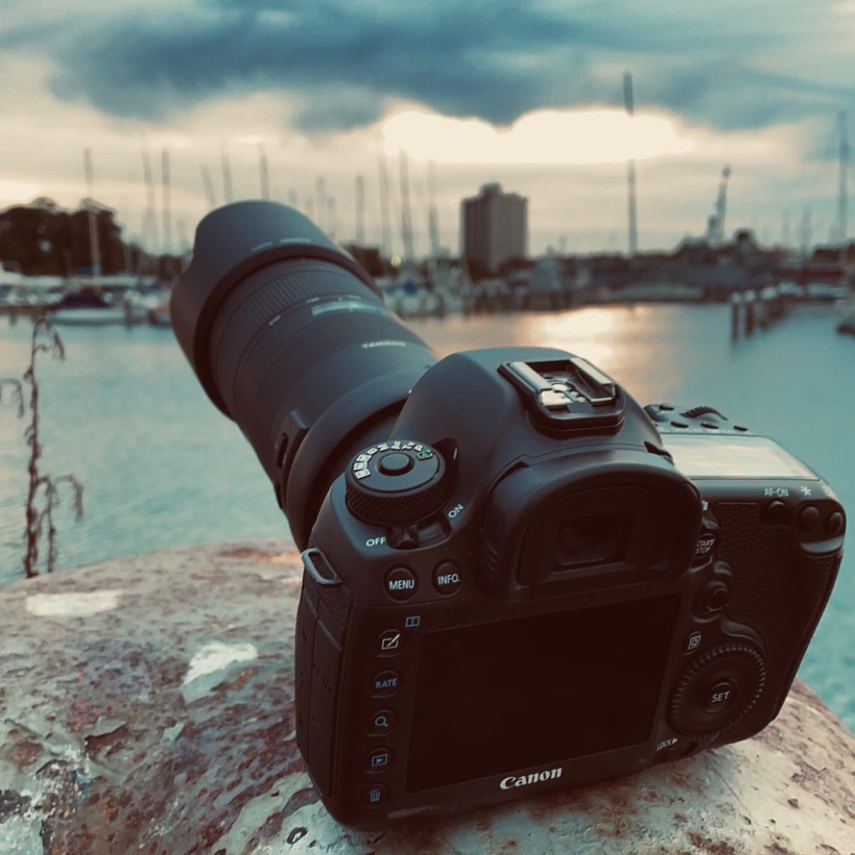 BODYBAGMEDIA's tweet photo. The rigs π #bodybagmedia #strongandloyal #flowzdilione #blackmagic6k #Canon #Melbourne https://t.co/9sPLhATziN