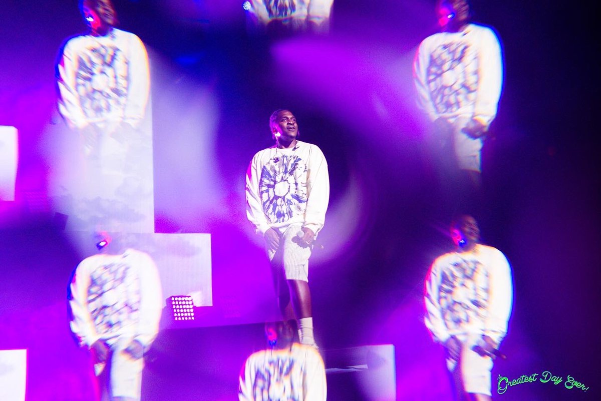 ✨🪩✨ tweet media