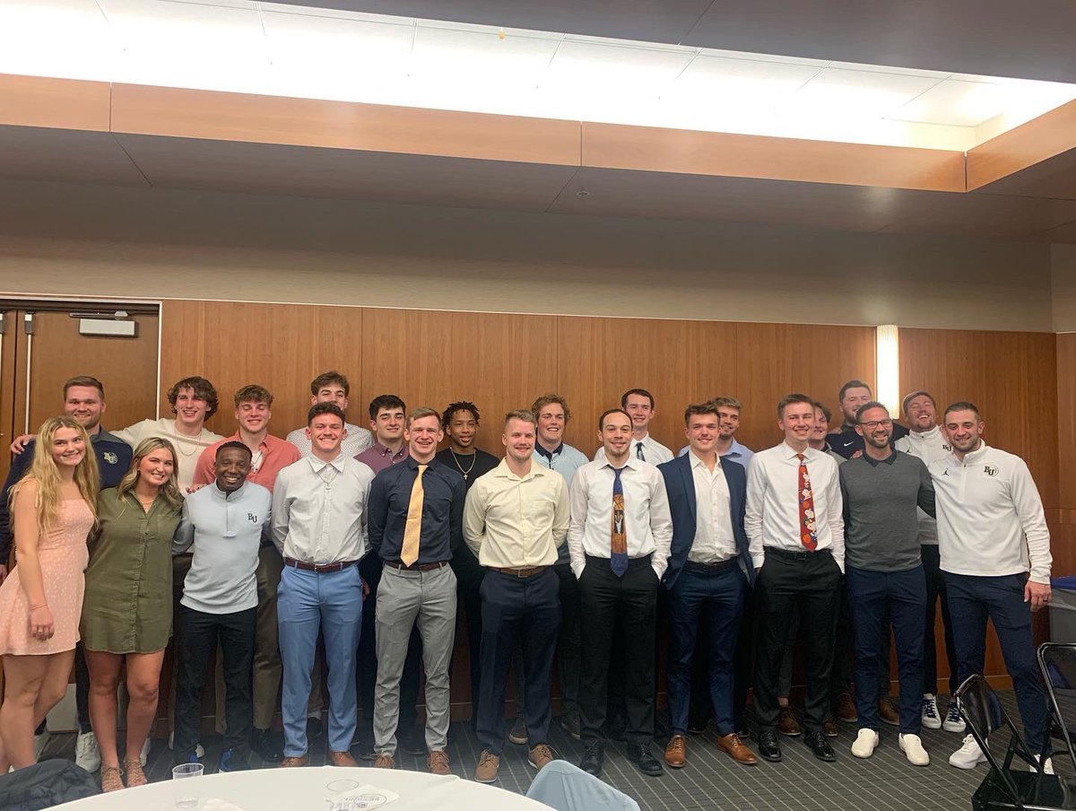BethelRoyalsMBB's tweet photo. Such a fantastic way to cap off the 2021-2022 season. Thanks to all the families that were able to attend and good luck to all the seniors. You’ll be missed! #BUBasketball https://t.co/zUd6HJusbQ