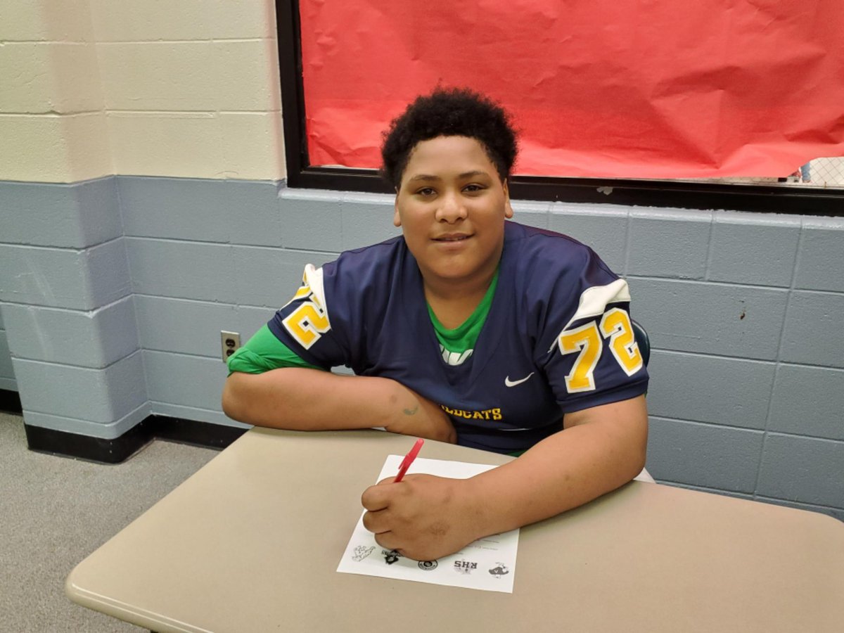 CoachDLeeFB's tweet image. Honored to have been able to hold our First Inaugural Tiger to Wildcat Letter of Intent Signing Day! Welcome to the Wildcat family fellas we’re going to have a lot of fun &amp;amp; great things during your time here at Riley @SBRileyhigh @shenderson574 @SBRileySports @milbo30 @46Sports