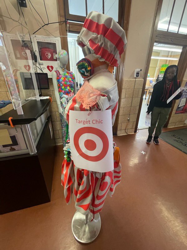 Today I was approached by a guest and she shared what her and her students created- a while back we donated bags and her students did this with the leftover ones from the event! Meet Target Chic! 🎯 #Target3382 #PS160Q <a href="/JesseDaTarget/">Jesse Scan</a> <a href="/Jesse_NER/">Jesse</a>