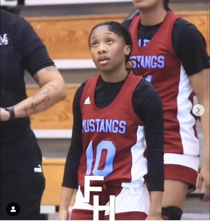 ChristenJeffer3's tweet photo. Congrats to @CherishJeff10 on her Detroit Free Press All Detroit Third Team Honors. Continue to go hard. @D_LadyMustangs @UTS_INC_Sports @MichHSBball @AntwoneJeffers2 https://t.co/HqvkdkZGRZ