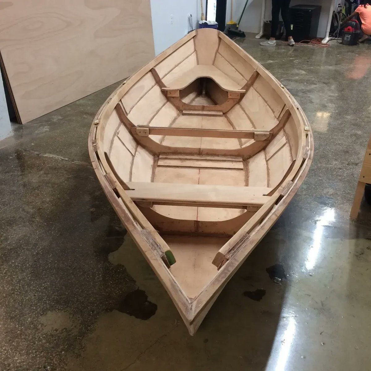 On this #FBF, we're showcasing one of our 2017 Dory Builds. BKBW students of 2021-2022 are progressing quickly in their Opti builds and are almost at this stage!