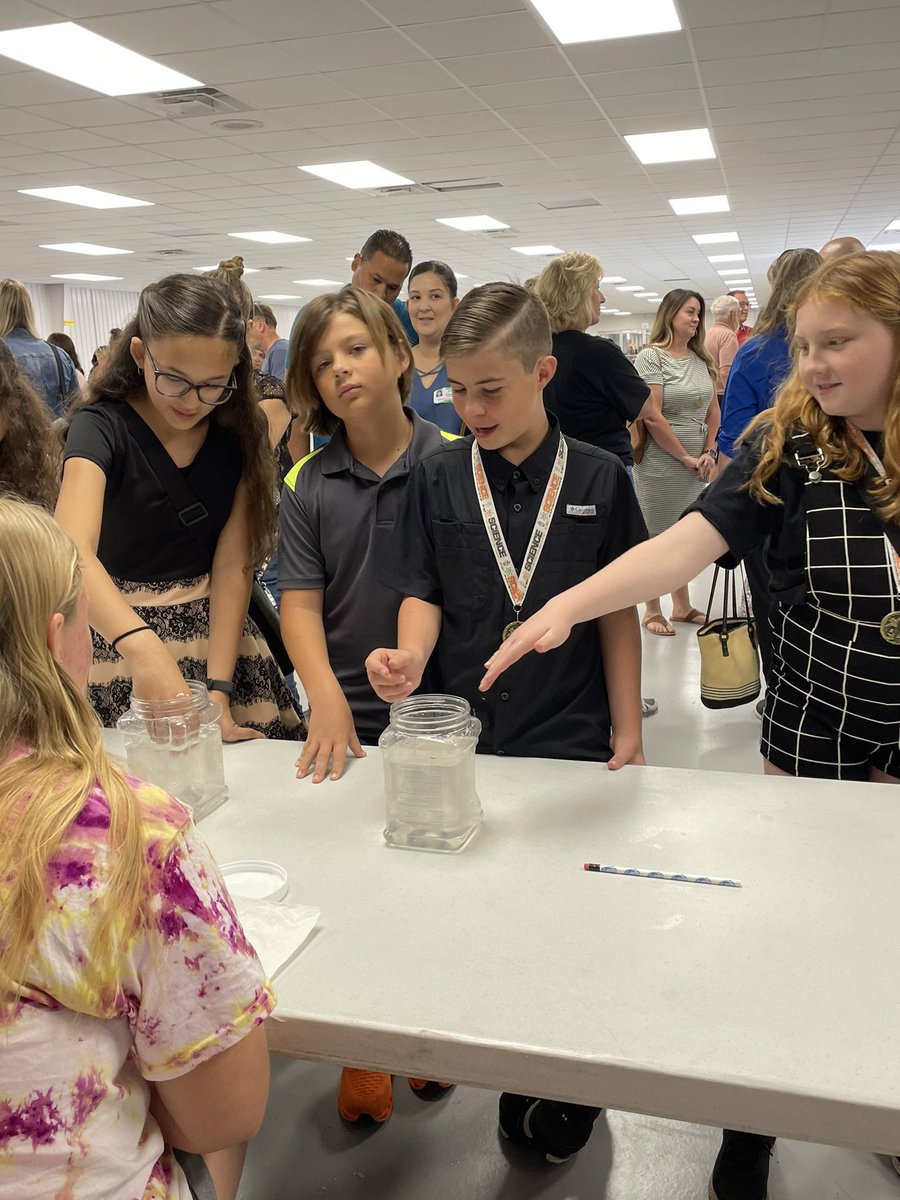 Amanda Collier tweet media