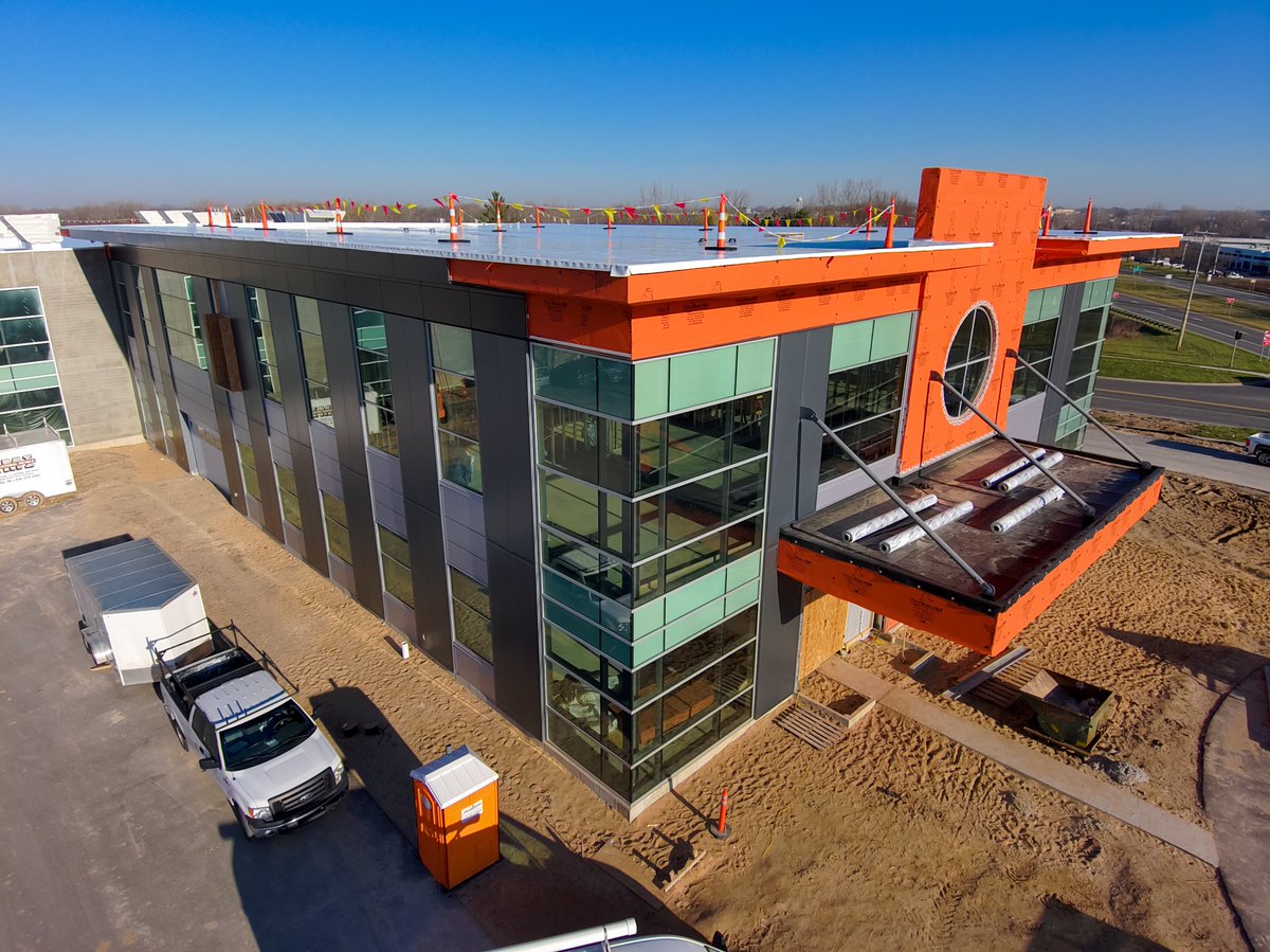 Let's take a moment to highlight the work being done at Autocam Medical. Shoutout to our partners at Pioneer Construction and AMDG Architects for the great working being done on this project!