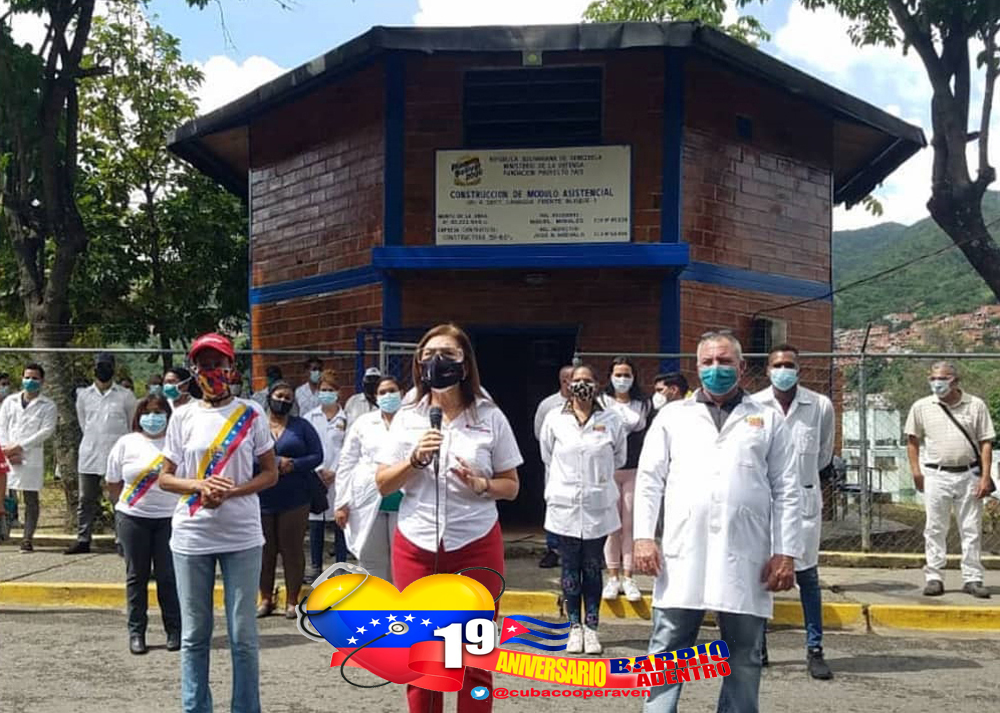 Mientras unos envían, soldados, misiles y guerras; Cuba lleva personal médico, amor y solidaridad al mundo. 

#Aniversario19BarrioAdentro #CubaPorLaVida #CubaCoopera #CubaViveEnSuHistoria 

<a href="/cubacooperaven/">Brigada Médica Cubana en Venezuela</a> <a href="/MINSAPCuba/">Ministerio de Salud Pública de Cuba</a> <a href="/PardoRegla/">Regla Angulo Pardo</a> <a href="/japortalmiranda/">José Angel Portal Miranda</a> <a href="/MagaGutierrezV/">Magaly Gutiérrez Viña</a> <a href="/MinSaludVE/">MPPSalud</a>