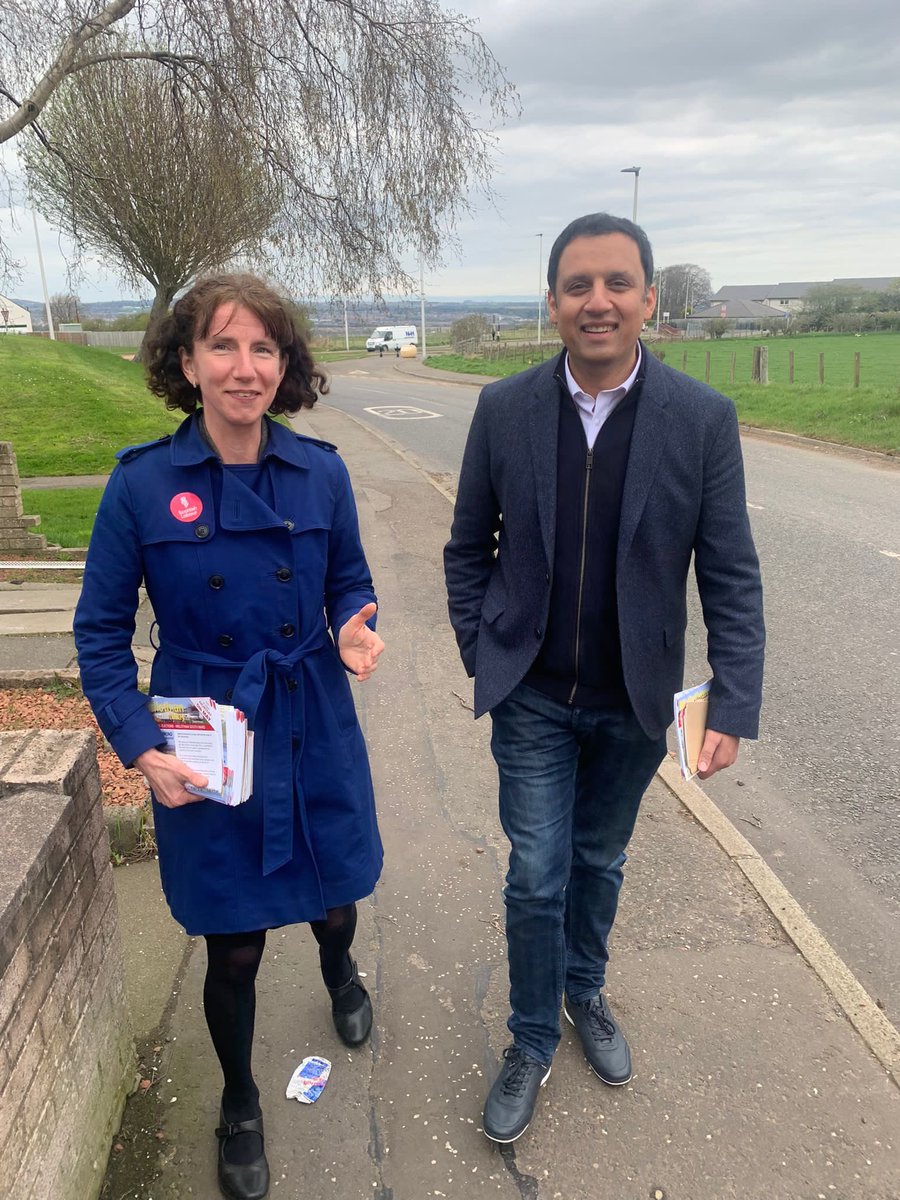 AnasSarwar's tweet photo. Great afternoon on the doors in Midlothian with @Kelly_ScotLab and Hazel Flanagan.

Some real anger at SNP/Tory inaction in the face of the cost of living crisis. https://t.co/YOdBNYVxuA