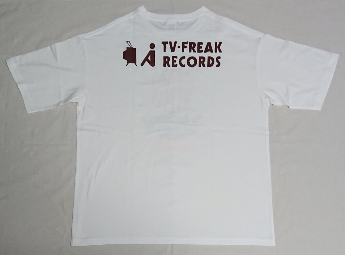 Potshot_freak's tweet photo. T-shirt -94
THE HEART'S LETTER iS READ
iN THE EYES https://t.co/JlRkWo0WkE