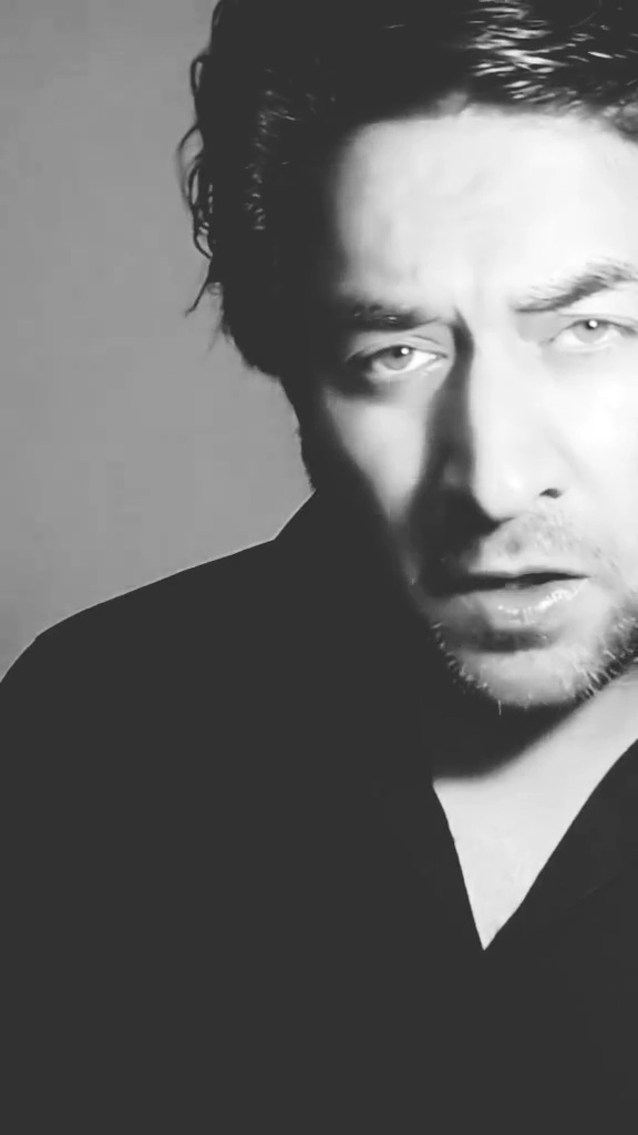 khurram1909's tweet image. I M with Imran Khan #امپورٹڈ_حکومت_نامنظور