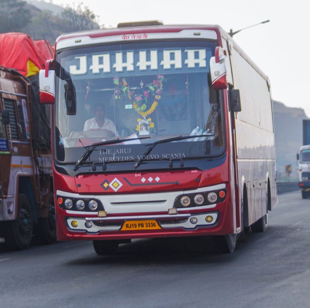 ARUJ_GURAV's tweet photo. JAKHAR TATA LPO 1618 BUILT BY JASWANT INDUSTRIES TOWARDS JODHPUR .
.
.
.
.
.
.

.
.
.
.
. 

#pune #kolhapur #mumbai #karnataka #bangalore #bengaluru  #travel #tourism #Telangana #Maharashtra #bus #PhotoOfTheDay #photography #india #BusSimulator21 #scania #volvo #VolvoIndia https://t.co/EfvCaCAmXf
