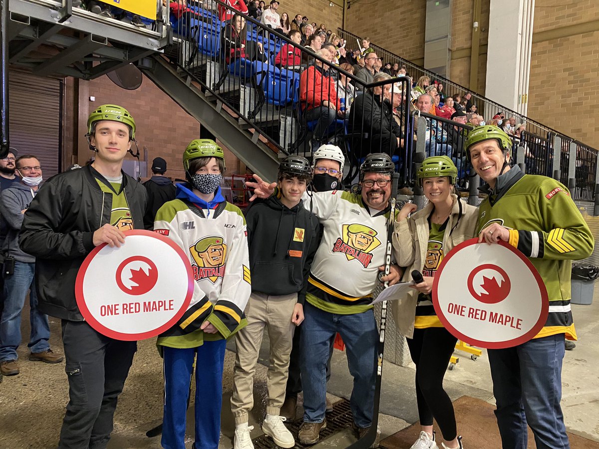 One Red Maple tweet media