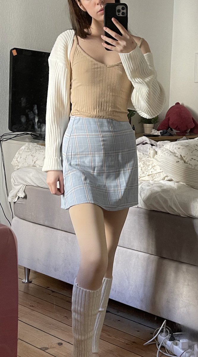 niceedtalk's tweet photo. ngl i feel cute today https://t.co/YC3PjJAwTW
