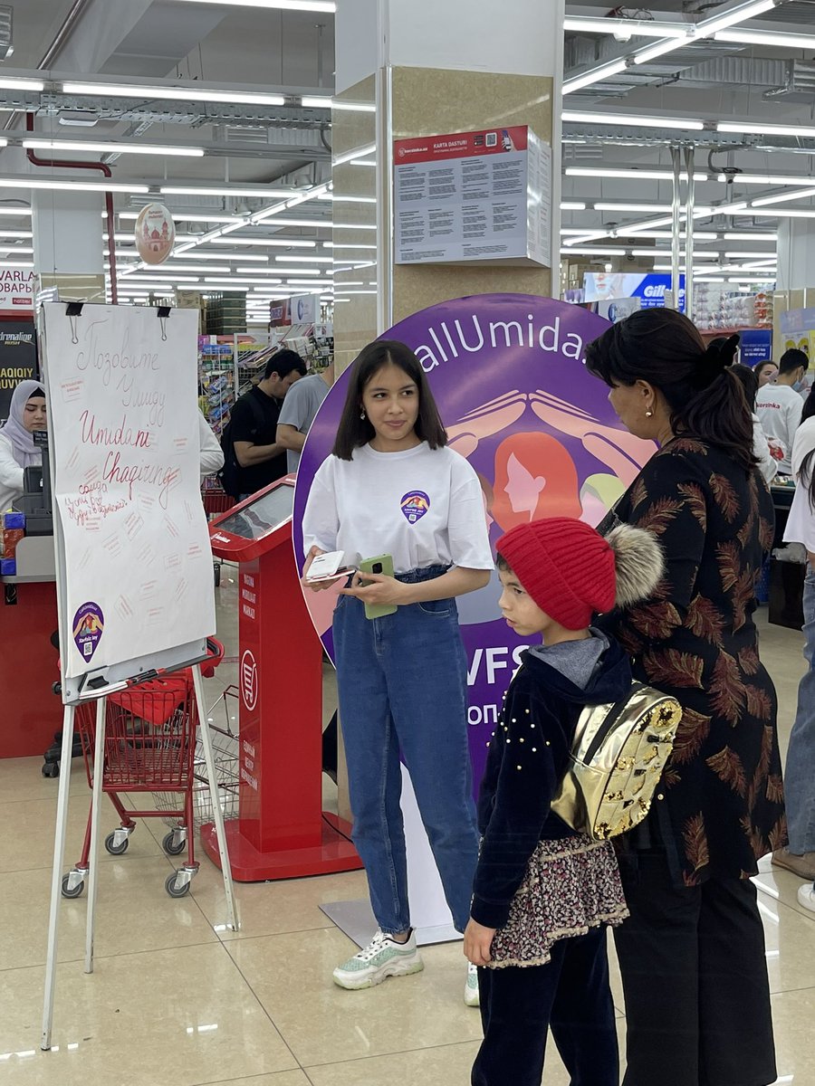 MatildaDimovska's tweet photo. #Volunteers dedicate their time&efforts in something they believe, the passion does not allow them to stay indifferent.
Grateful for the great work of #Uzbek volunteers did to spread the word about https://t.co/82UMVkMwxd. We all have responsibility to act for #GenderEquality https://t.co/mXKw0wpyjw