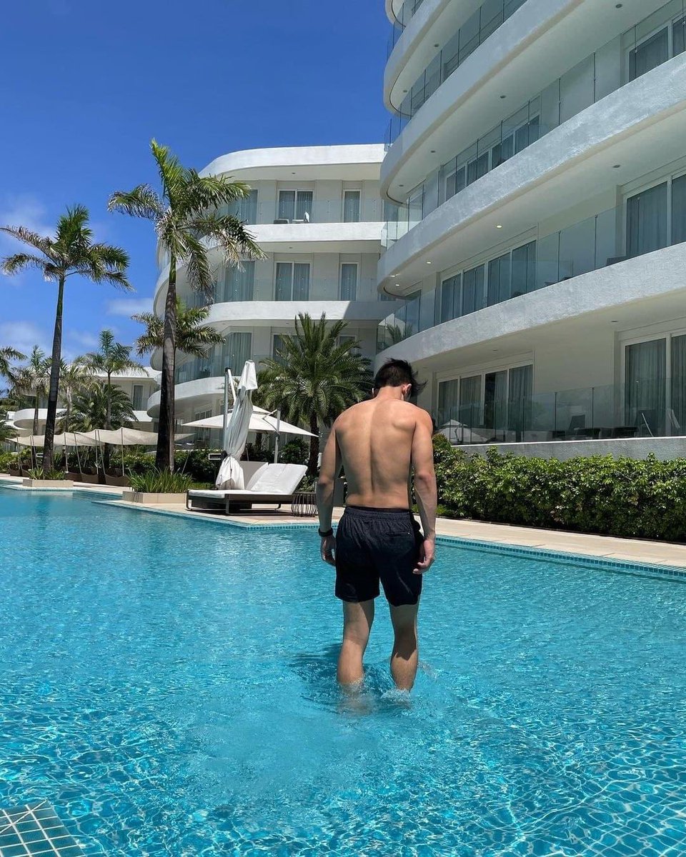 maledemograpix's tweet photo. D i p p e d 
         O u t
W i t h
    D a v i d

🌴 🌊 🌤

#MostHandsomeMen 
#MostBeautifulMen 
#ChinitoHottie 
#DavidLicauco 
#HouseOfMen

📷 @davidlicauco https://t.co/GjG1vgCekT