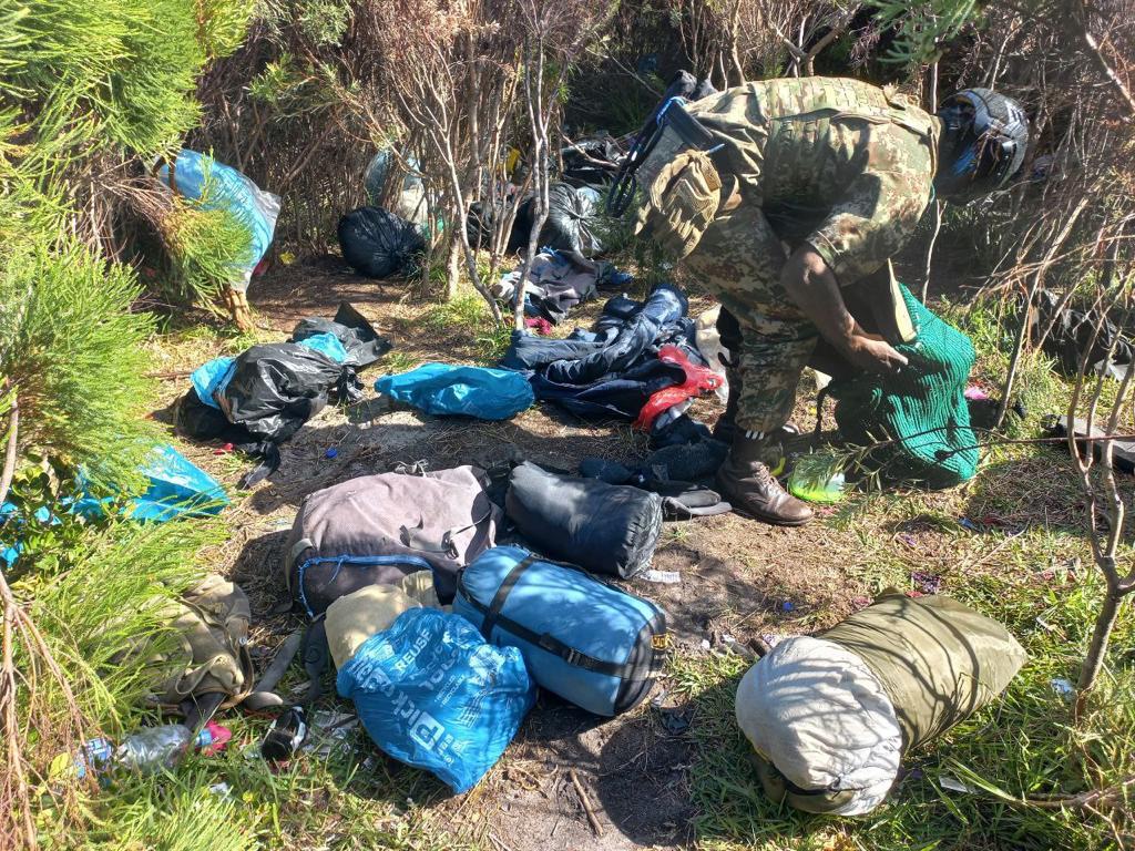 TableMountainNP's tweet photo. JUST IN! Poachers camp hit in the southern section of Table Mountain National Park (TMNP)

The Sea, Air and Mountain (SEAM) Team together with the highly skills @SANParks chopper pilots, located a large active poacher camp within the Cape of Good Hope section of TMNP

#Poachers https://t.co/hYcs5wvRkQ