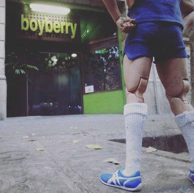 Estos días de fiesta, boyberry está contigo!

VIERNES 15: de 15 a 23 hs
S?BADO 16: de 15 a 00 hs
DOMINGO