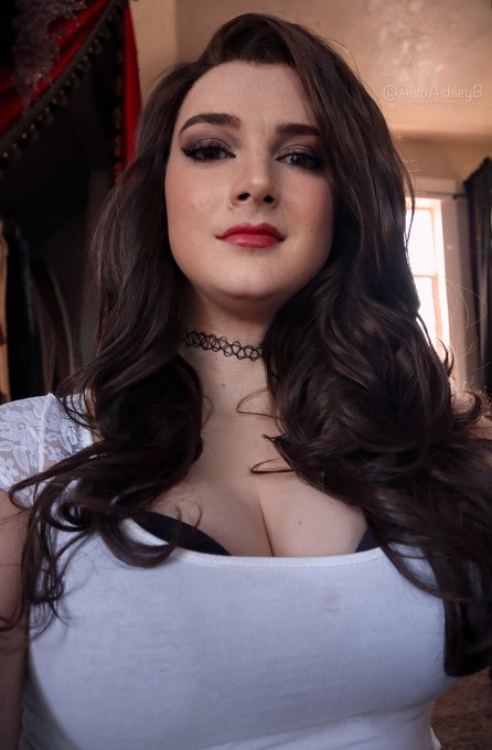 What was that? Couldn't hear you over the sound of your staring ? https://t.co/dmBdVI1PYK