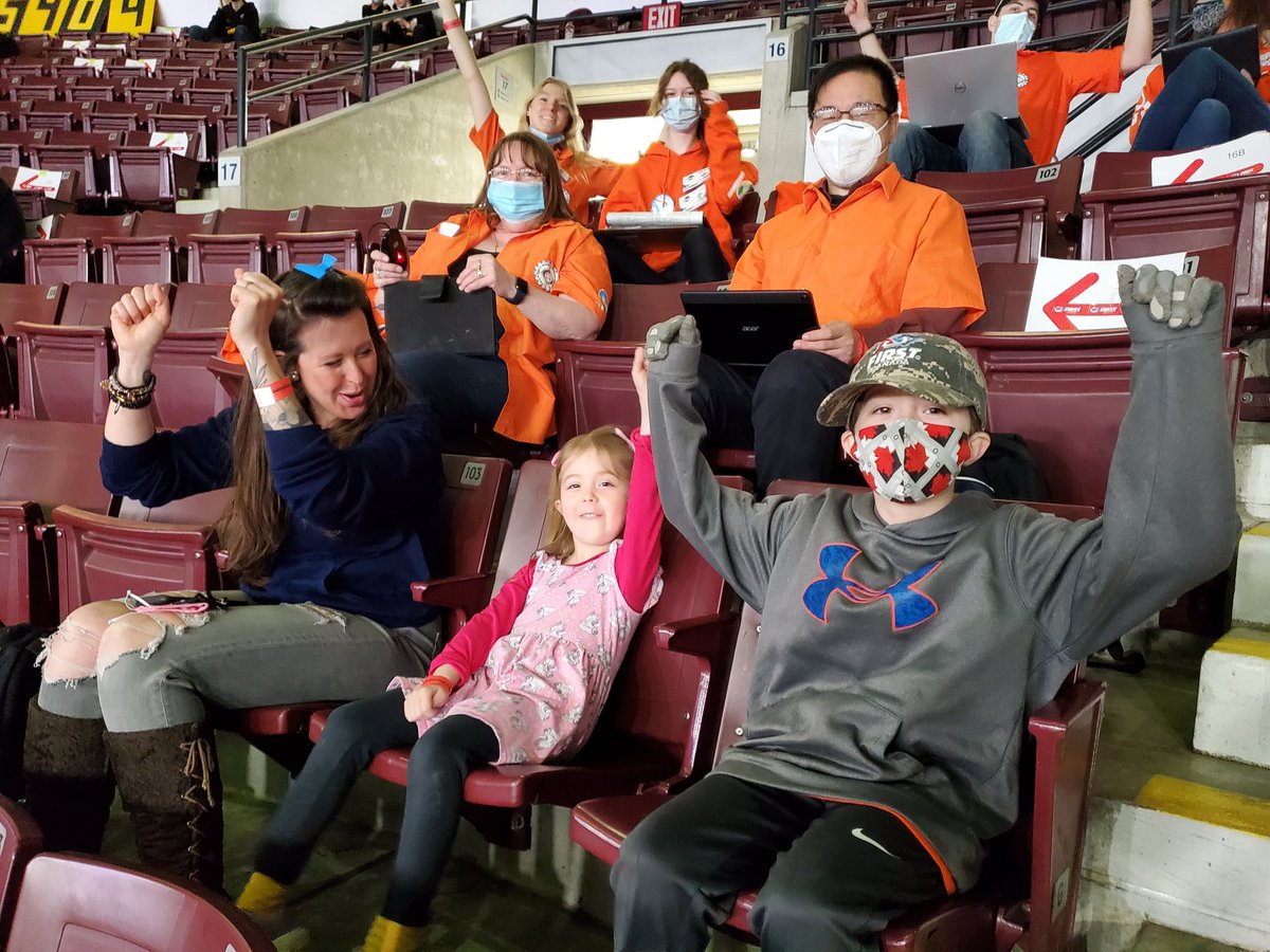 Cybergnome fans!! Go GNOMES!!