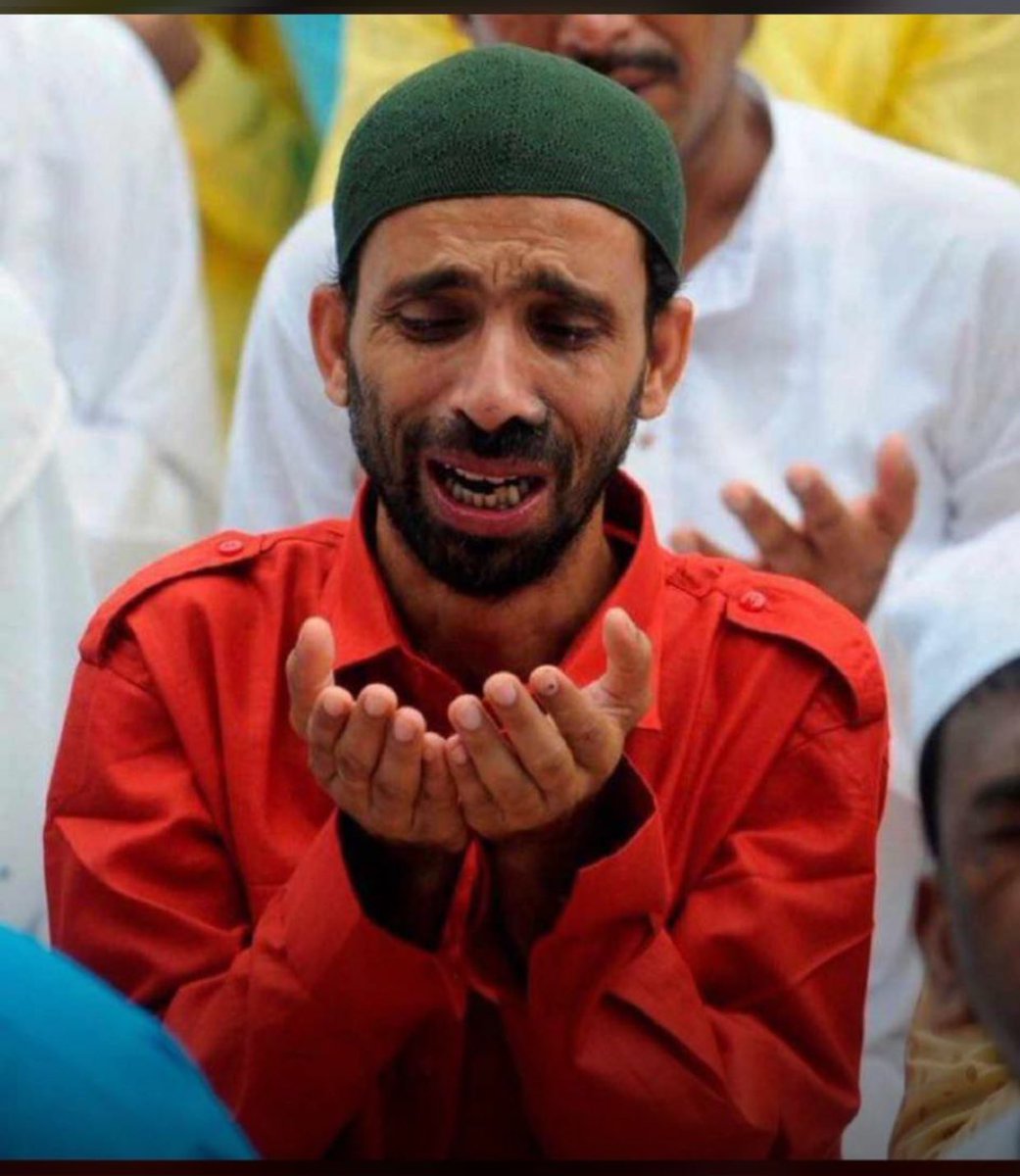 Idi_Majeobaje's tweet image. Our leaders had a free education on a platter of gold. We shouldn't be having ours on the foundation of strike. Please open our schools, we want to learn and become leaders of tomorrow🤌

@nassnigeria @NigEducation @NigeriaGov @NANSNIG

#GETPVC
#EndASUUStrikeNow